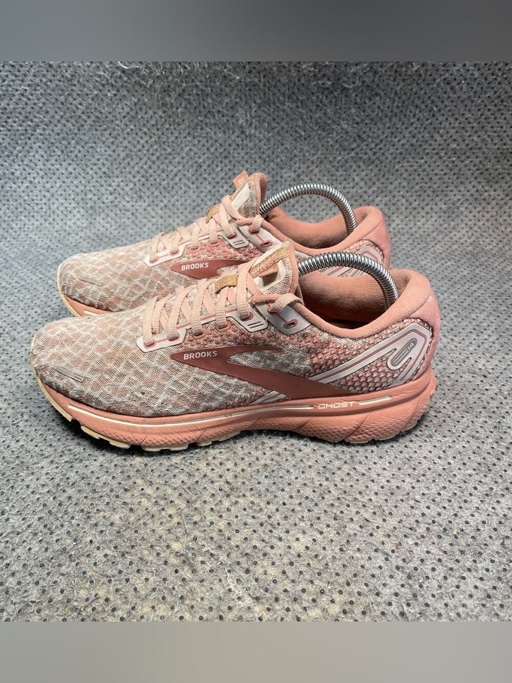 Brooks Ghost 14 Pink Running Shoes Size 9 Women’s